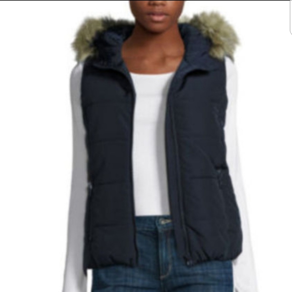Liz Claiborne Faux Fur Puffer Vest